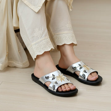 Jasmine Bloom Slides (D04)