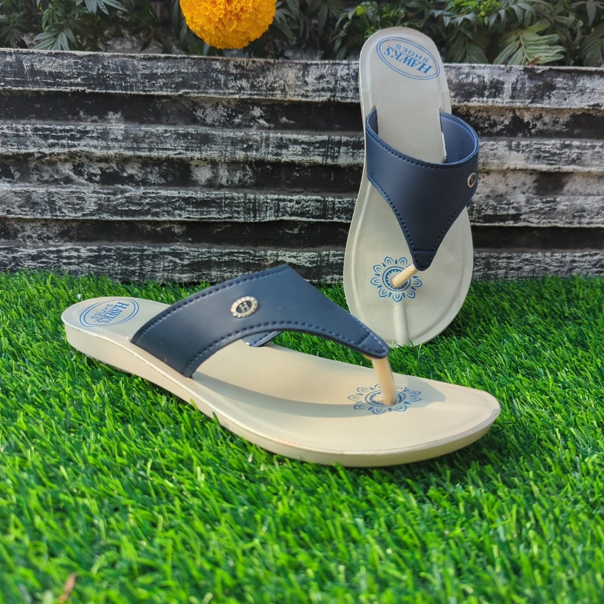 Soft easy flip flops for ladies (hawks) - Thousand Slippers
