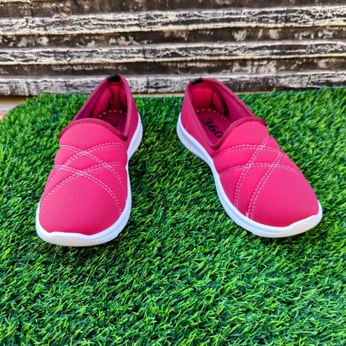 Soft medicated canvas shoes for ladies (Clearance sale) - Thousand Slippers