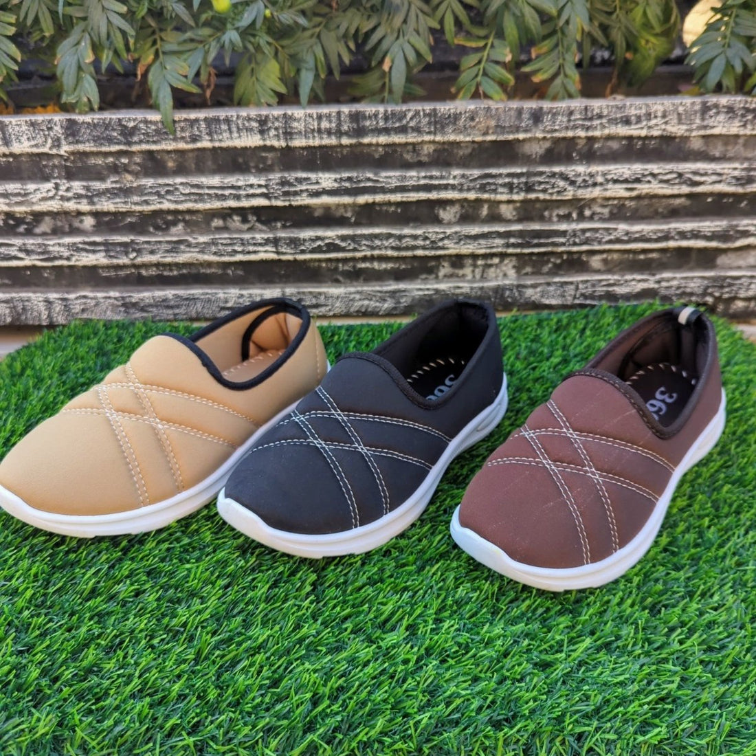 Soft medicated canvas shoes for ladies (Clearance sale) - Thousand Slippers