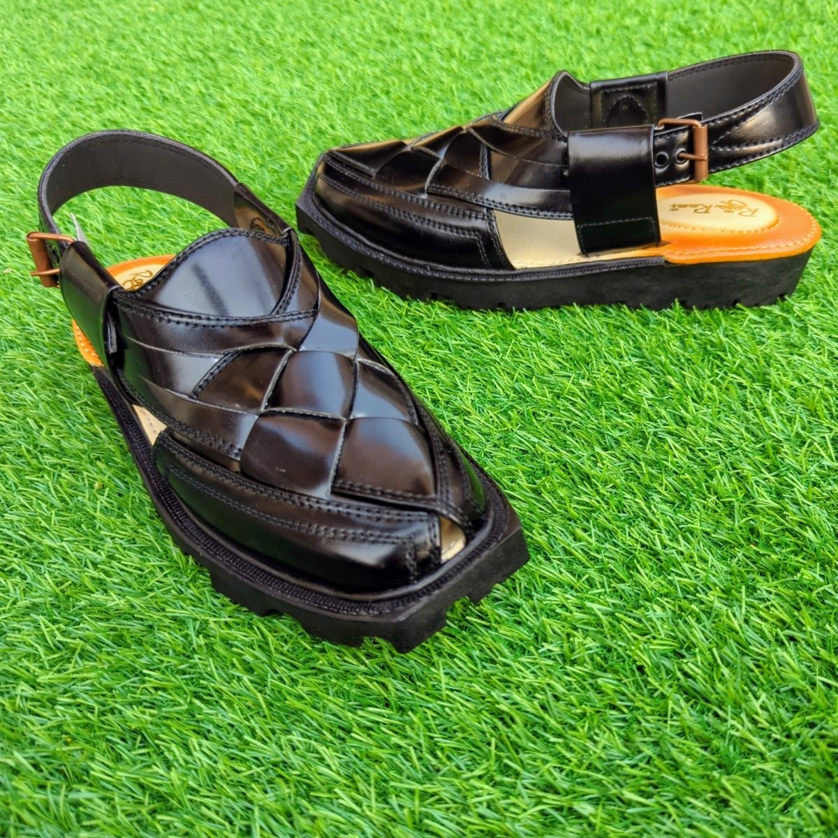 Cuts in peshawari norozi - Thousand Slippers