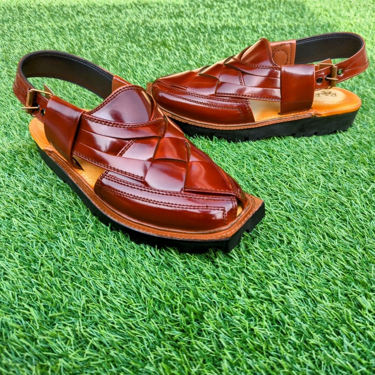 Cuts in peshawari norozi - Thousand Slippers