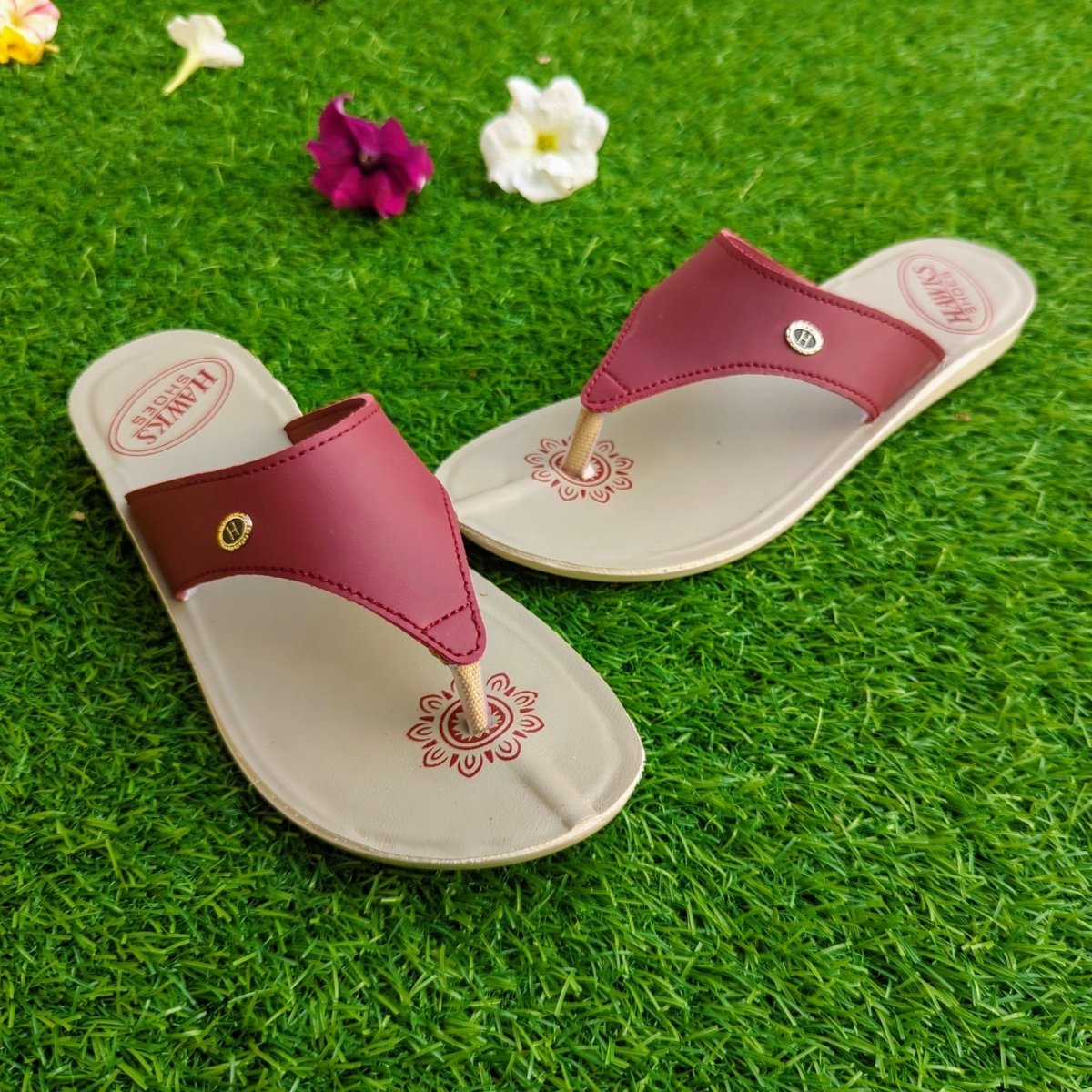 Soft easy flip flops for ladies (hawks) - Thousand Slippers