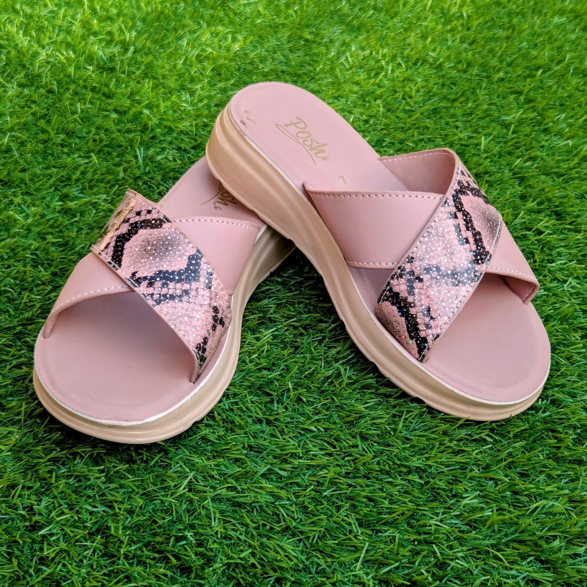 Cobra medicated slippers - Thousand Slippers