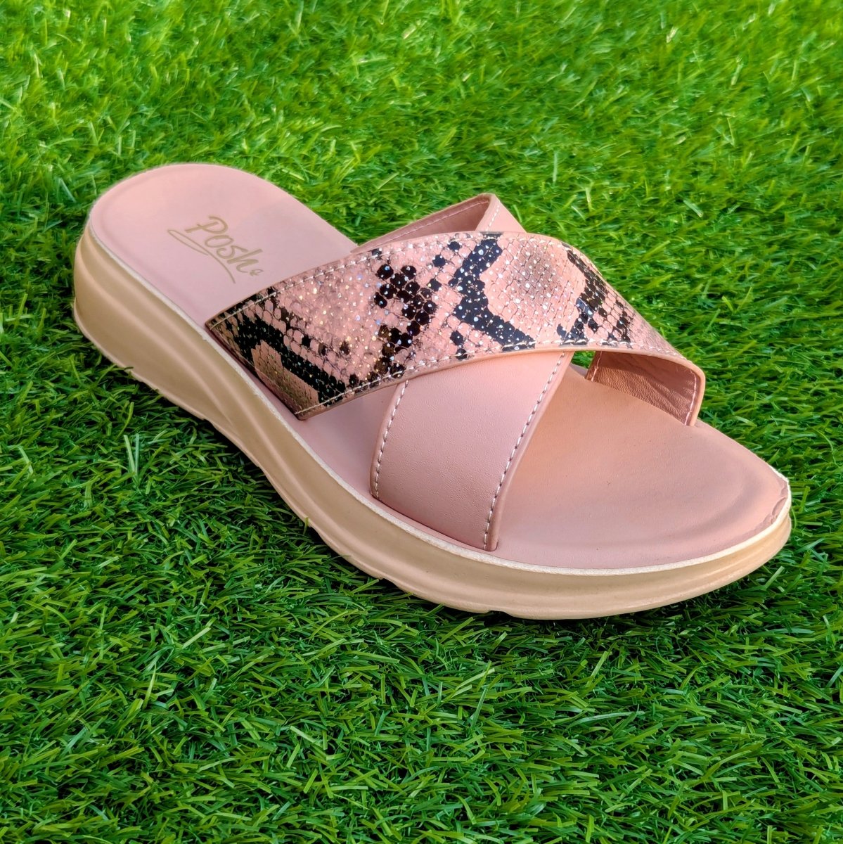 Cobra medicated slippers - Thousand Slippers