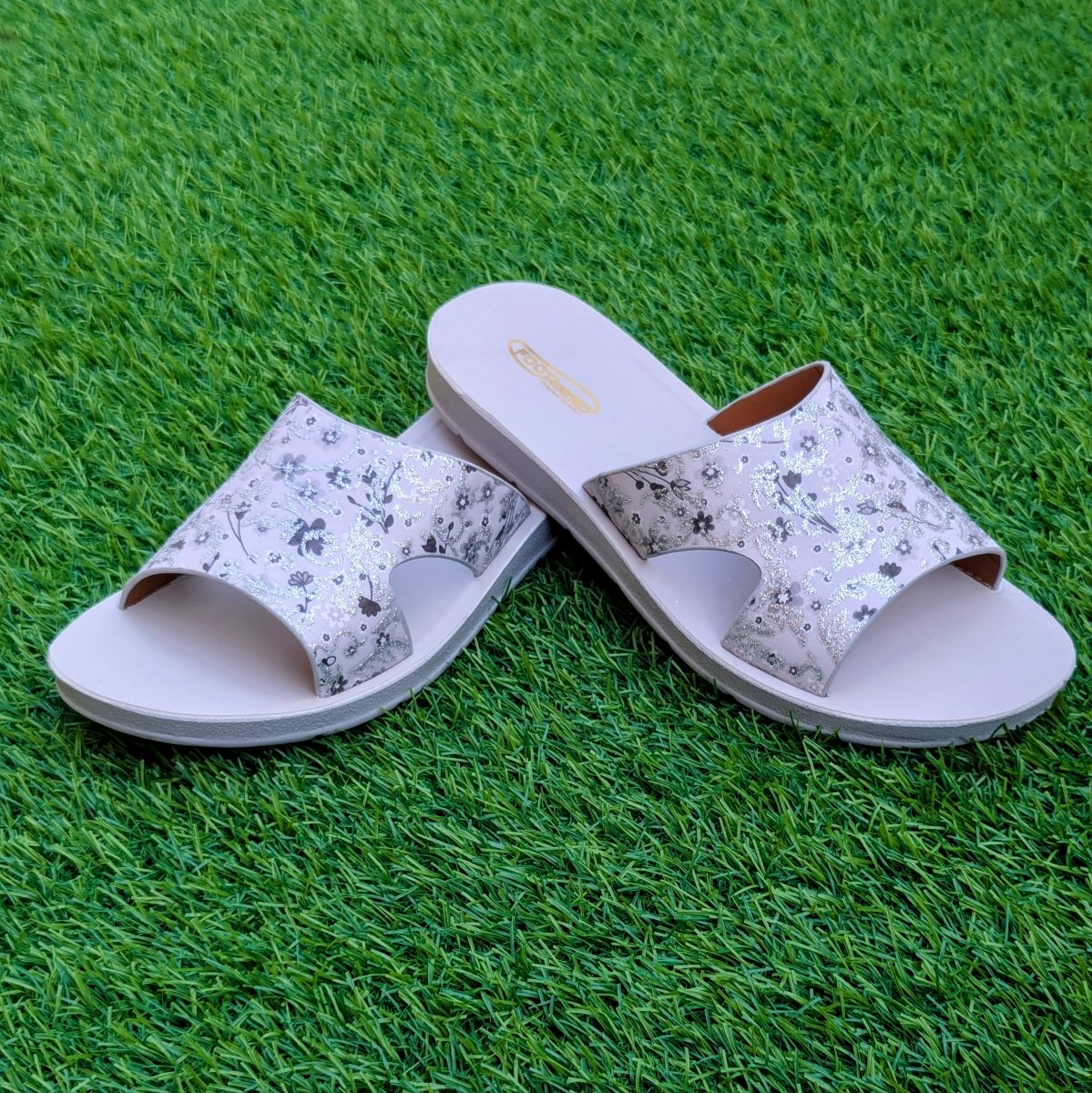 Floral bloom slides (f3) - Thousand Slippers