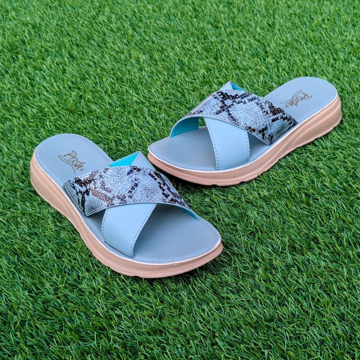 Cobra medicated slippers - Thousand Slippers