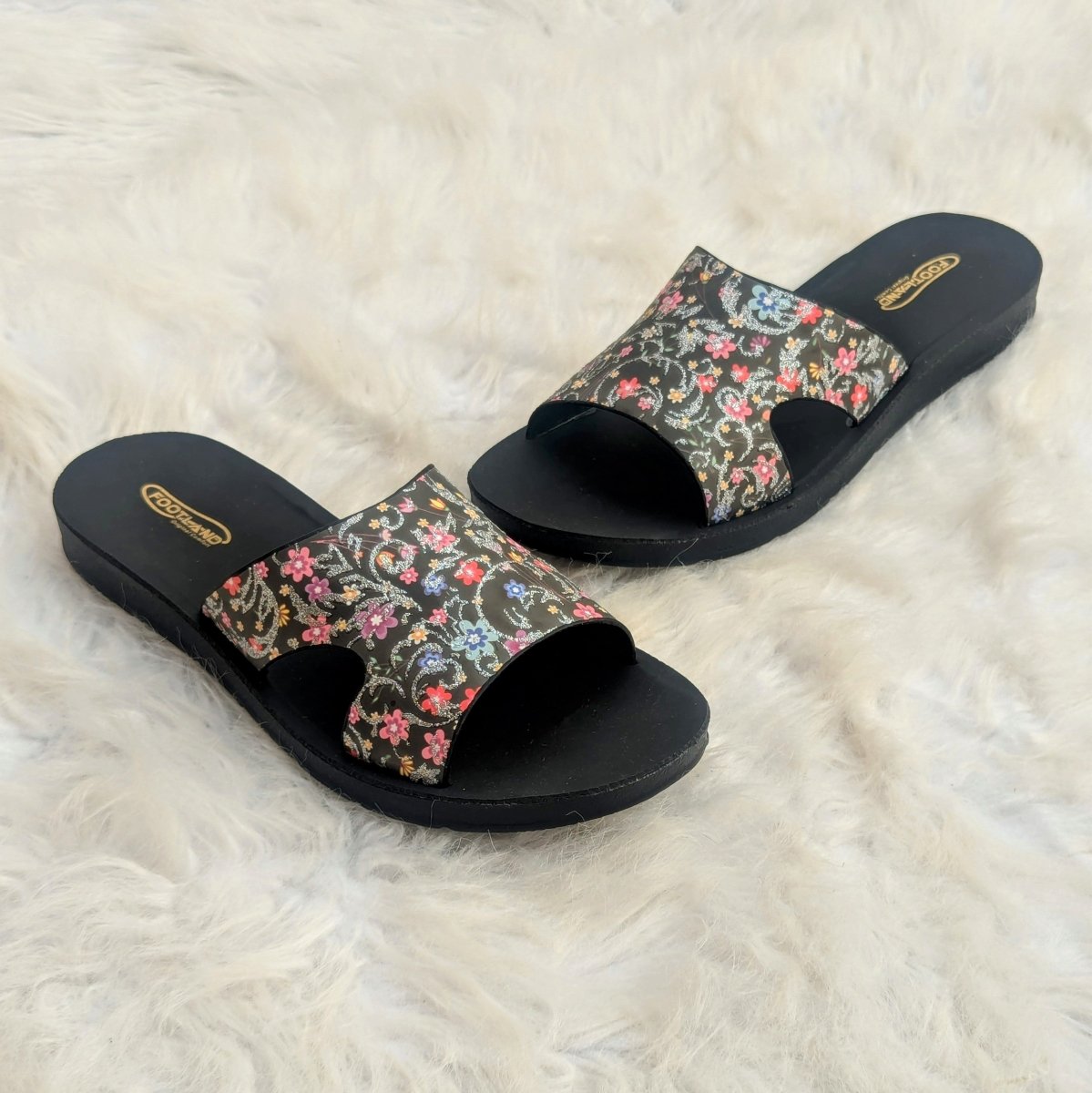 Floral bloom slides (f3) - Thousand Slippers