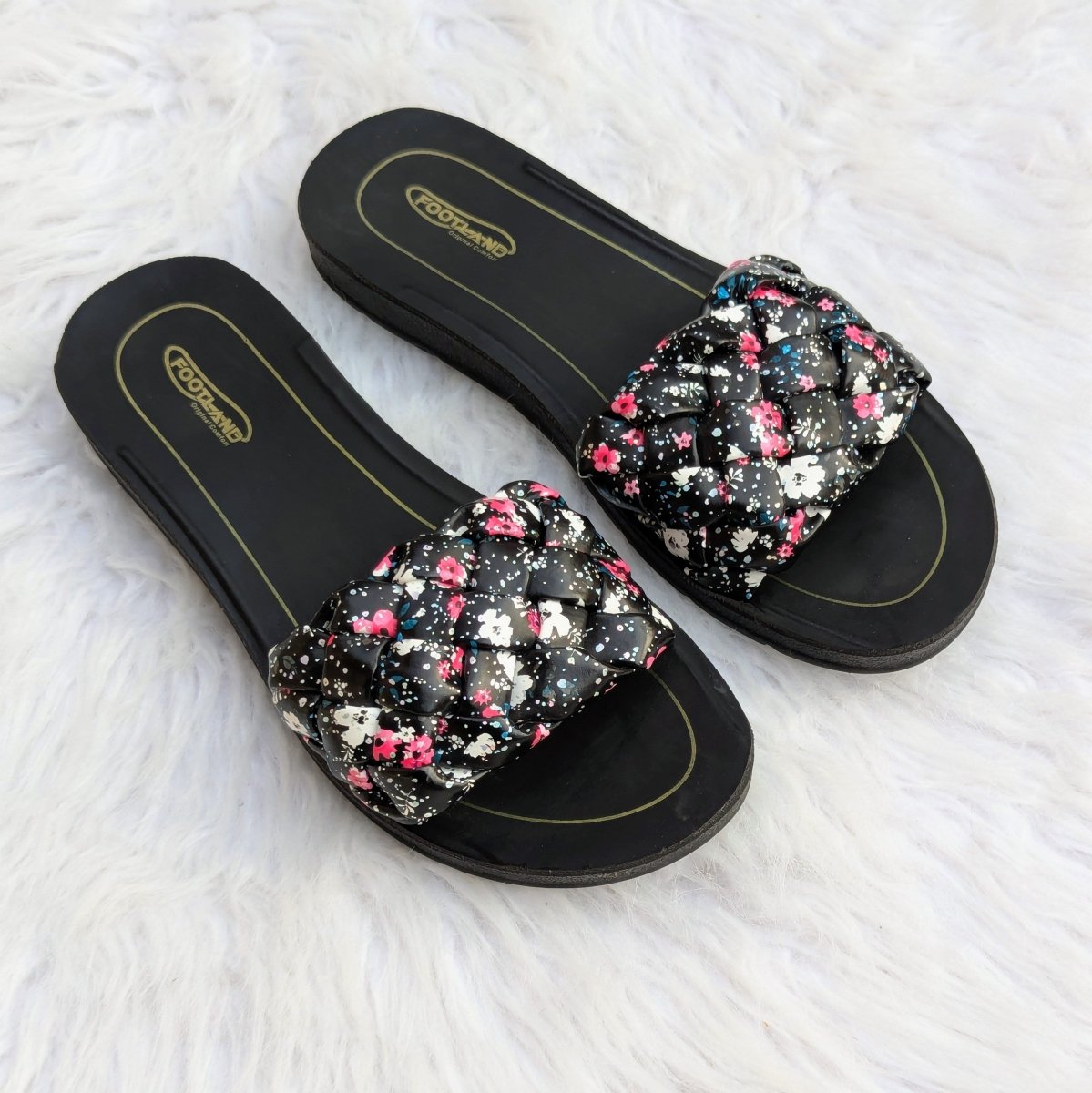 Waterproof blossom slippers (f2) - Thousand Slippers