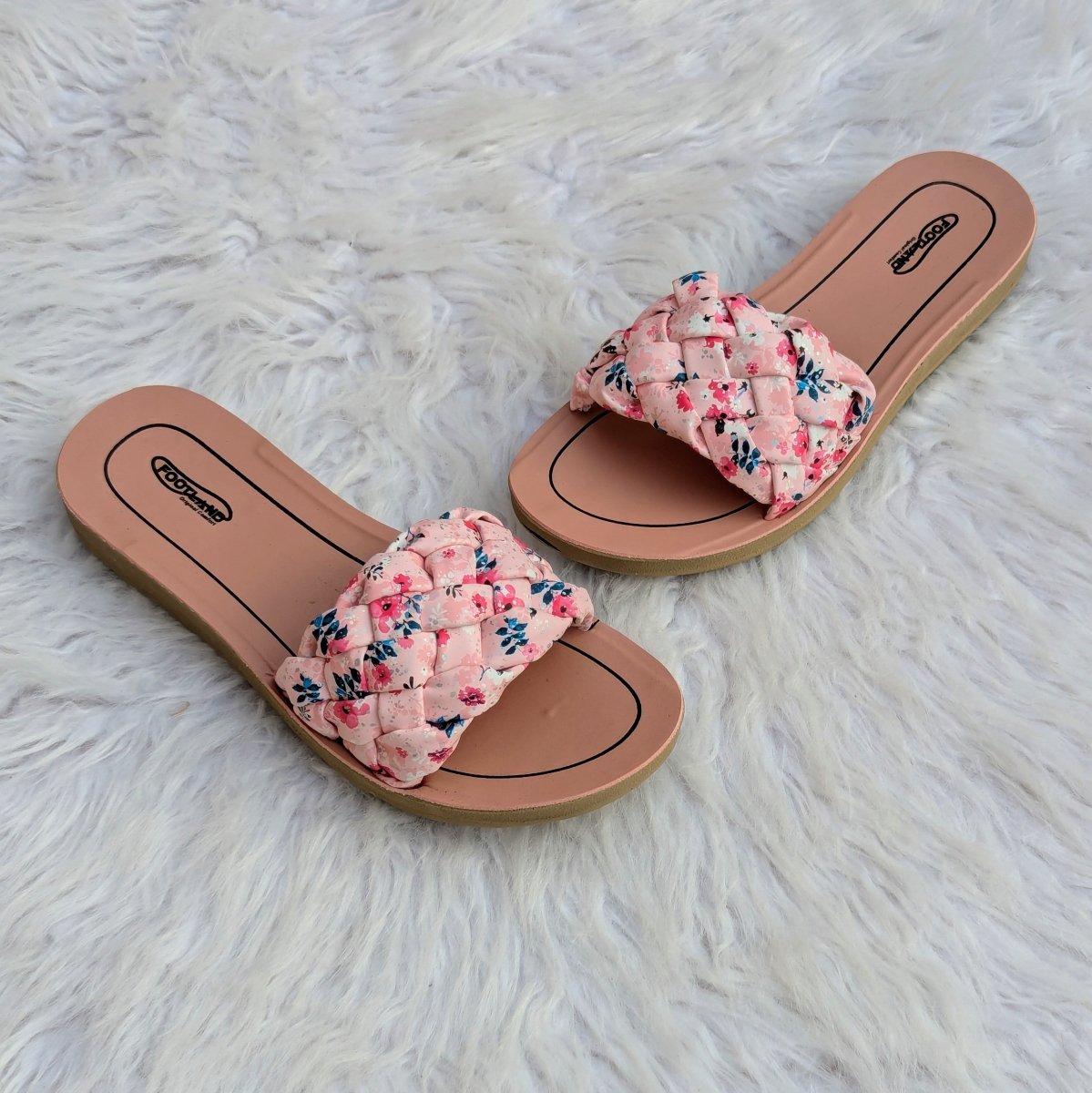 Waterproof blossom slippers (f2) - Thousand Slippers
