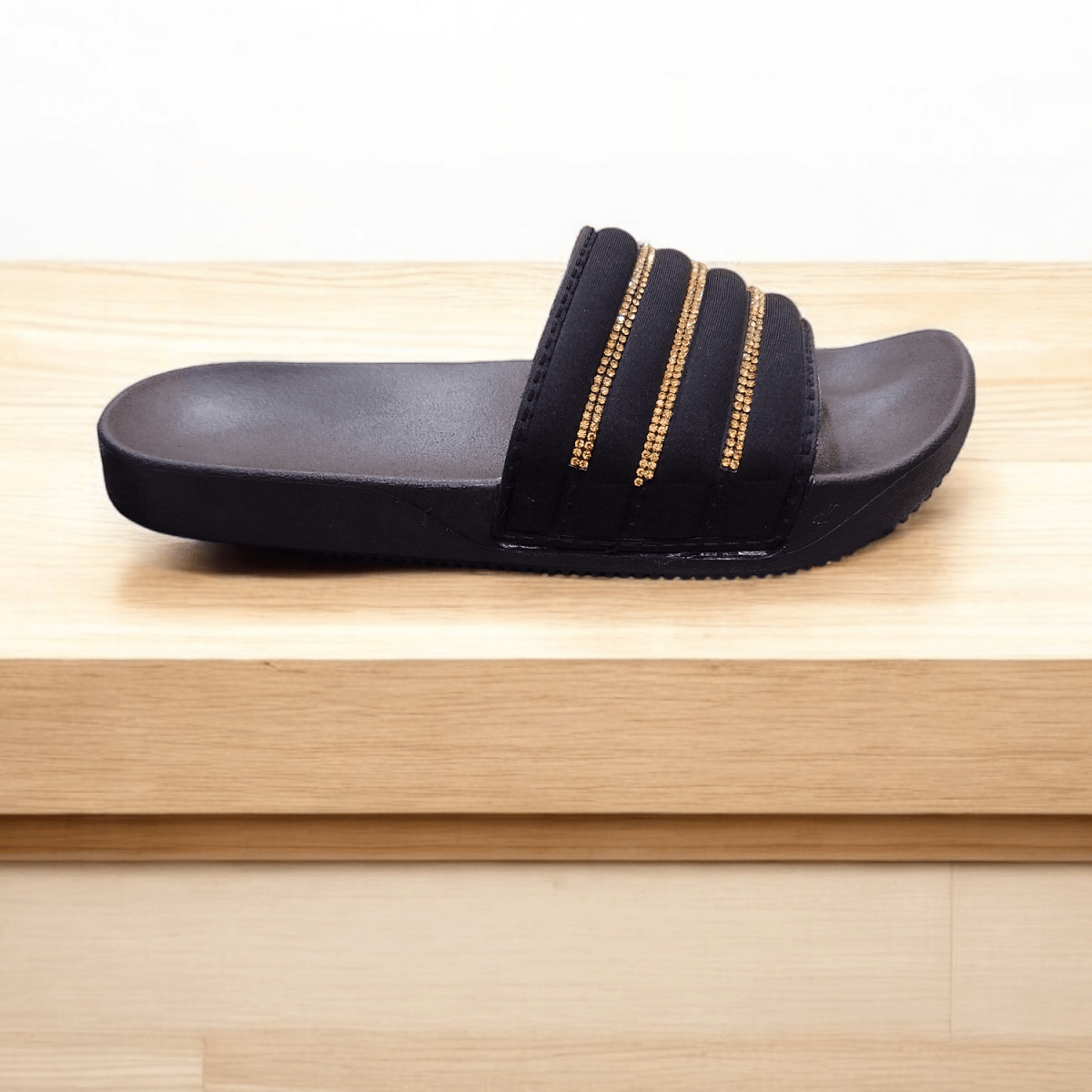 Soft waterproof medicated slides for girls (5299 mash) - Thousand Slippers