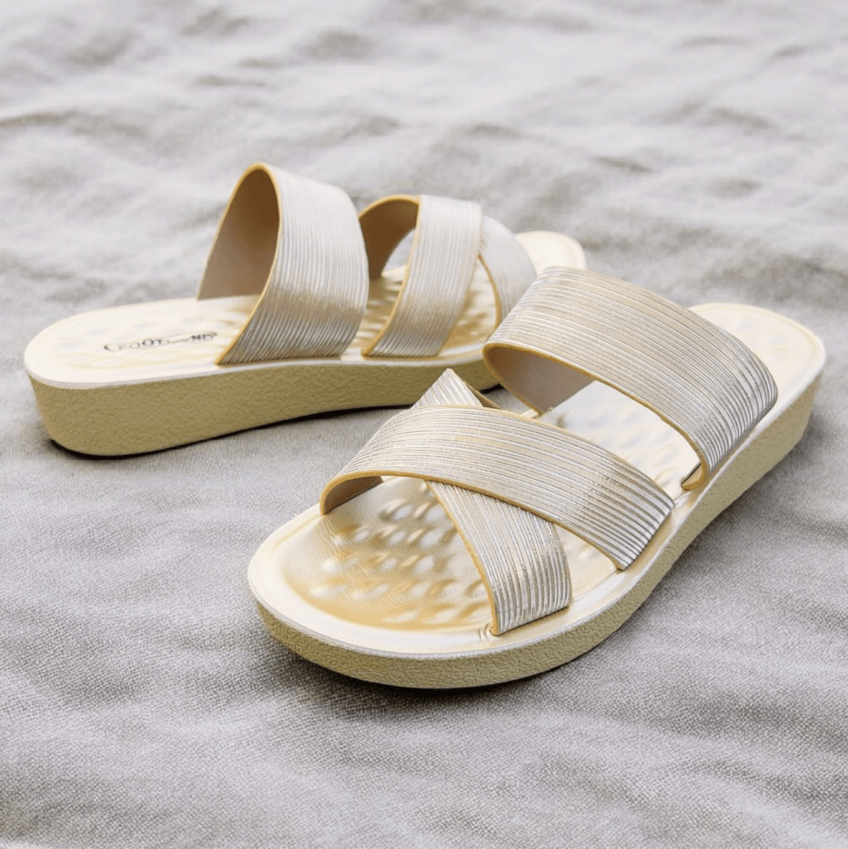 Comfortable Cross Straps Fancy Slipper for Females (s2) - Thousand Slippers