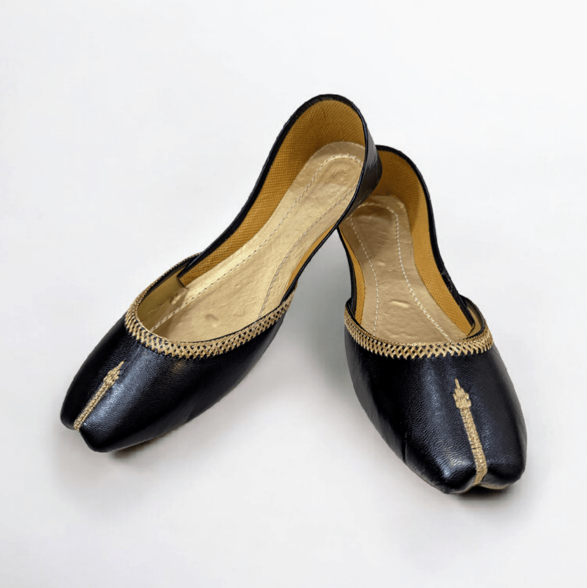 Black tilla khussa for girls - Thousand Slippers