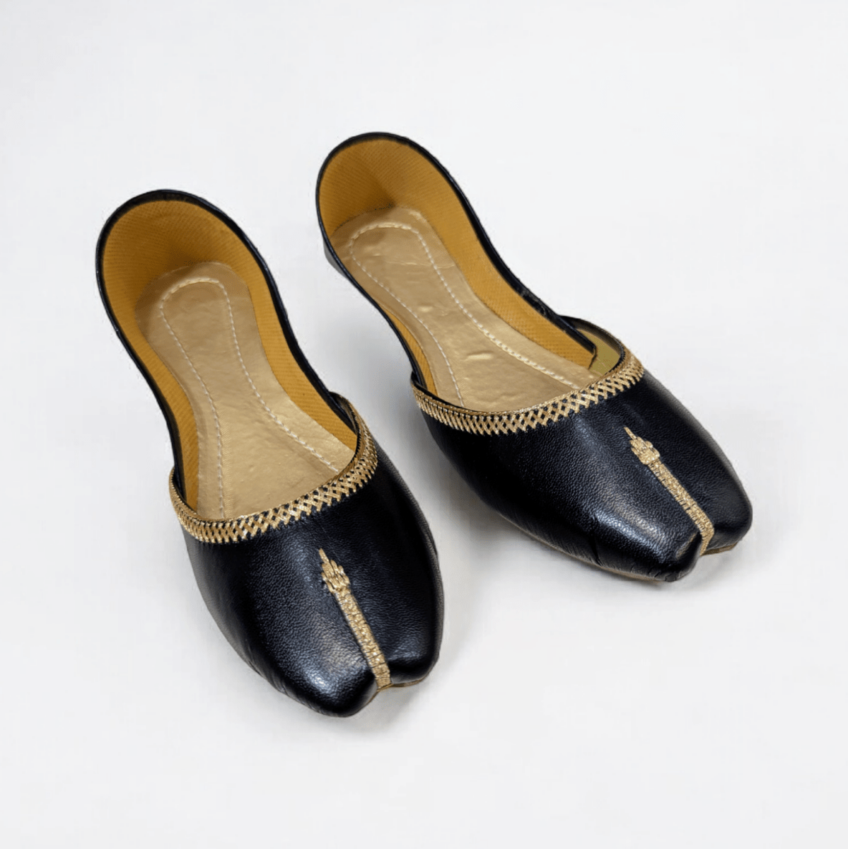 Black tilla khussa for girls - Thousand Slippers