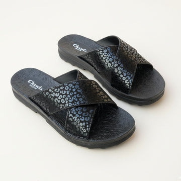 The Black Crosswalk Slippers (7170)