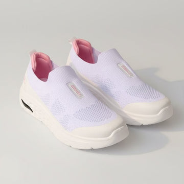 Happy Feet Soft White Skachers for Females