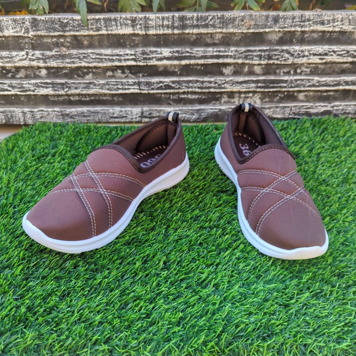 Soft medicated canvas shoes for ladies (Clearance sale) - Thousand Slippers