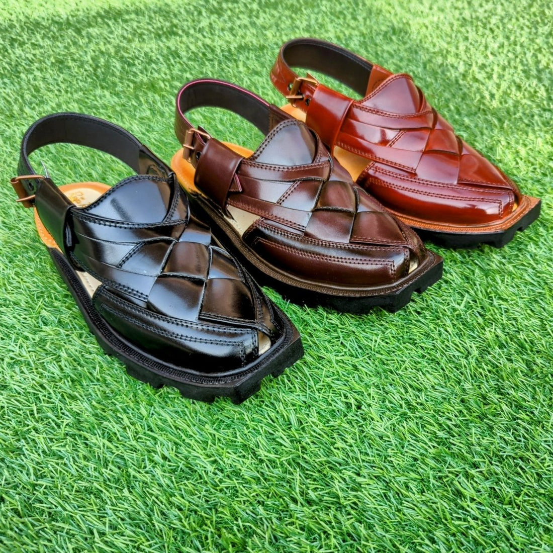 Cuts in peshawari norozi - Thousand Slippers