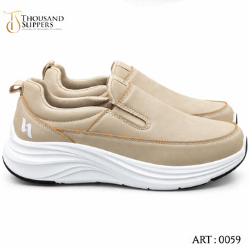 Matte Style Casual Shoes for Men [0059]