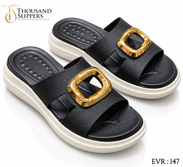 SquareLock Medicated Slides for Women [D147]