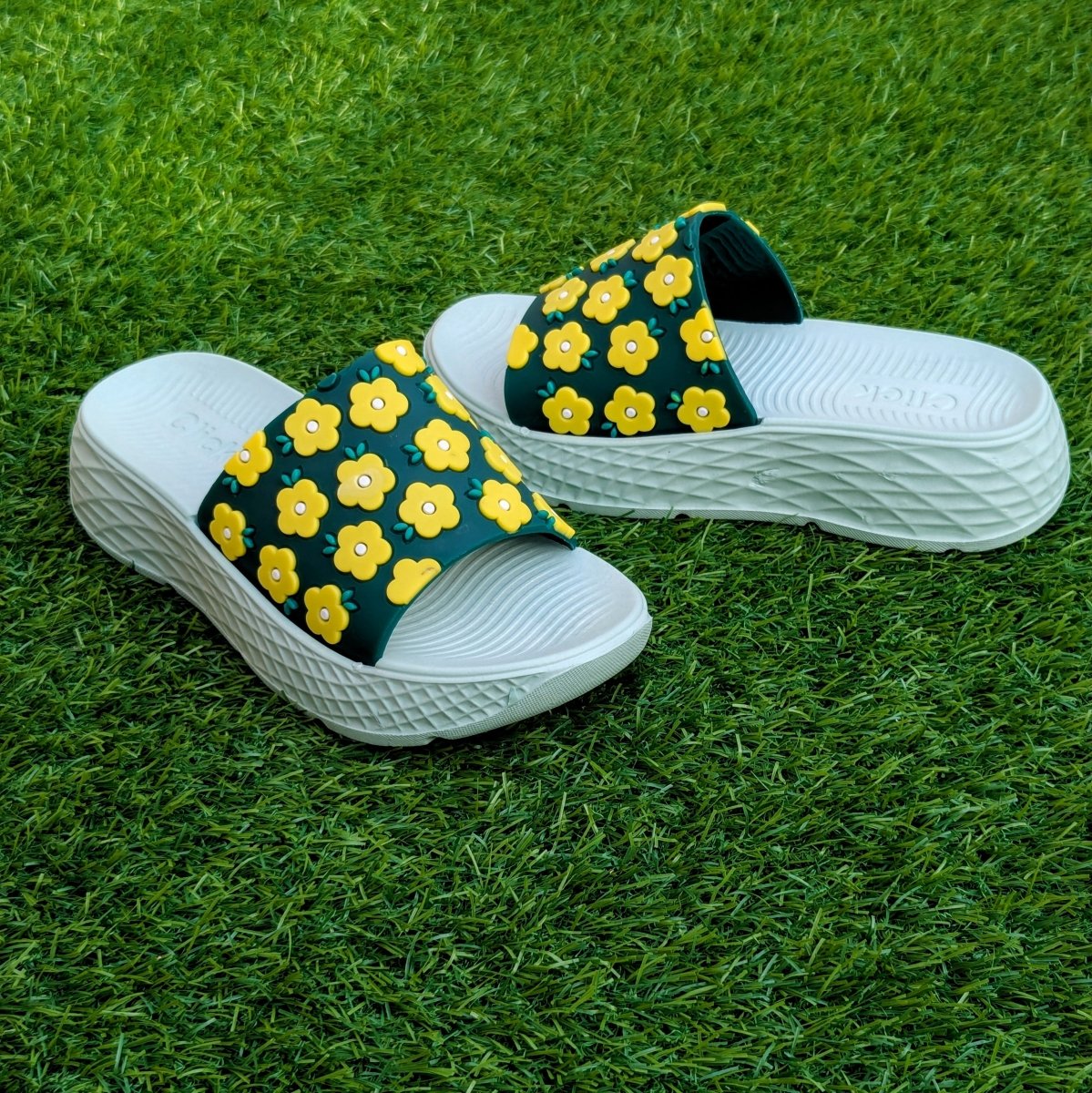 Comfy click slippers for females (g06) - Thousand Slippers